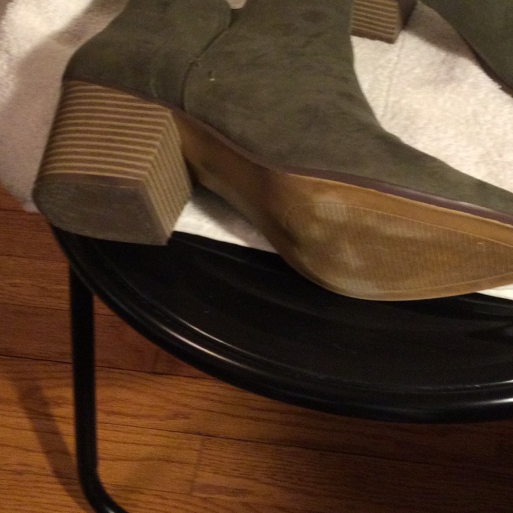 Chic Olive Ankle Boots - Picture 2 of 2